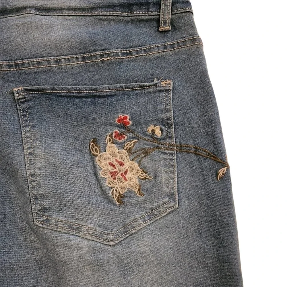 VINTAGE violet floral embroidered Stretch Jean Bermuda shorts‎ plus size 22 new!